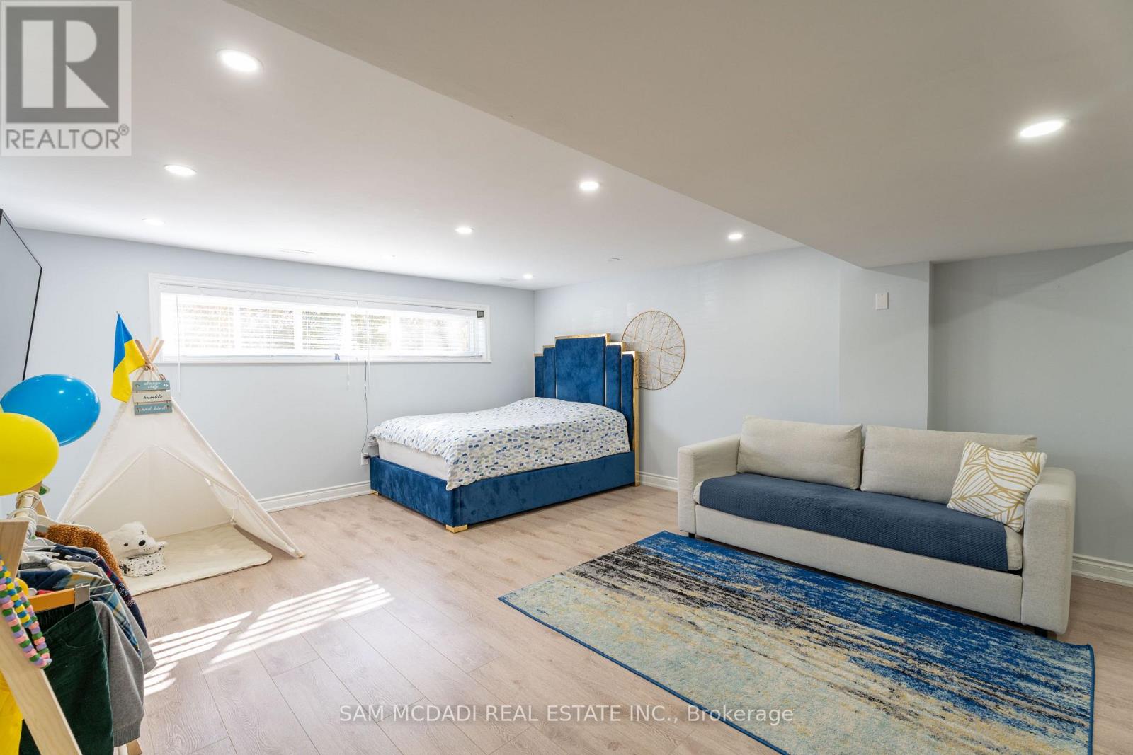 54 Bearbury Drive, Toronto, Ontario  M9C 2G9 - Photo 25 - W13740386