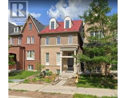 15 HACKETT AVENUE, Toronto, Ontario
