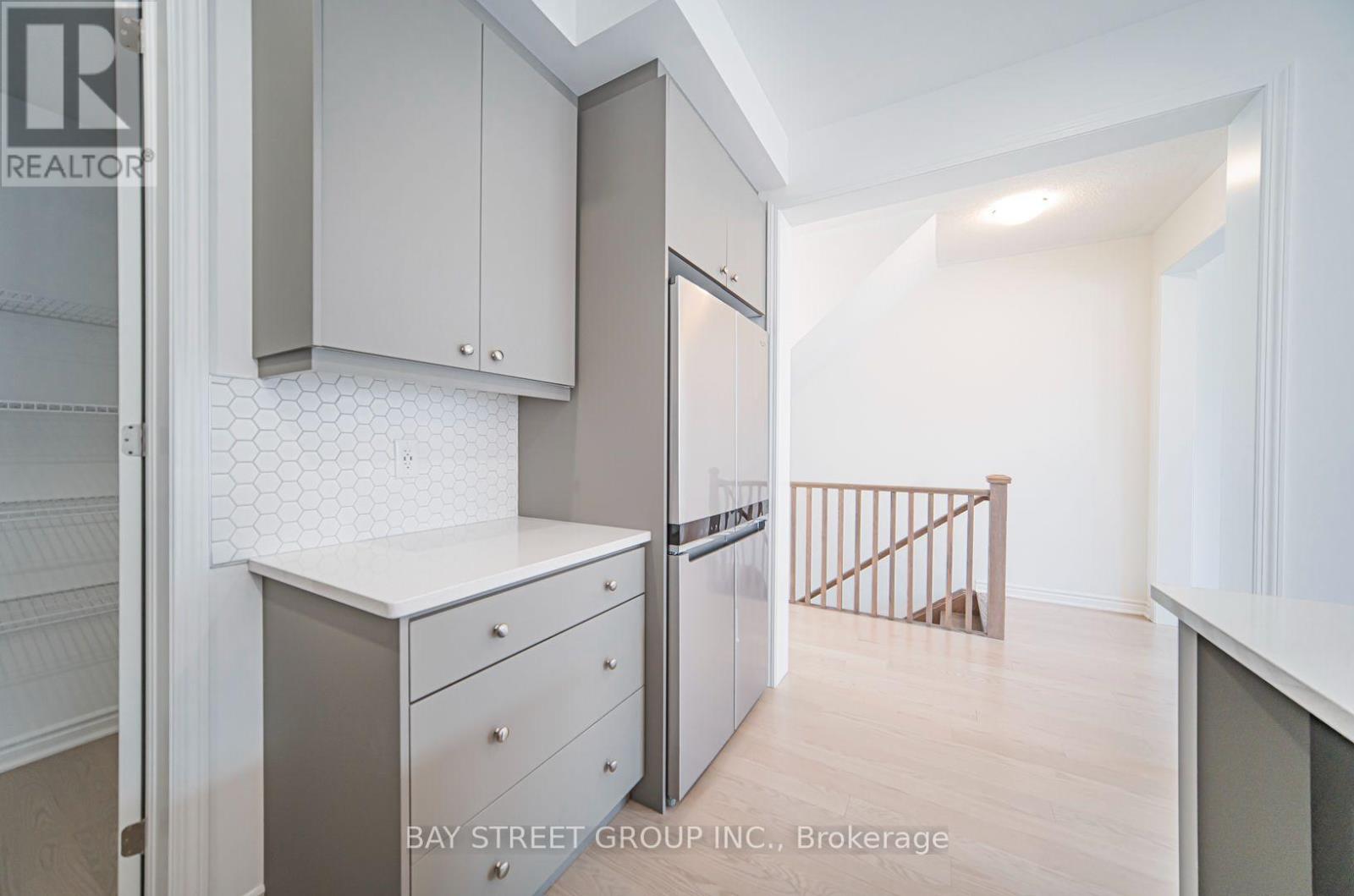 1403 William Halton Parkway, Oakville, Ontario  L6M 5N8 - Photo 15 - W13740412