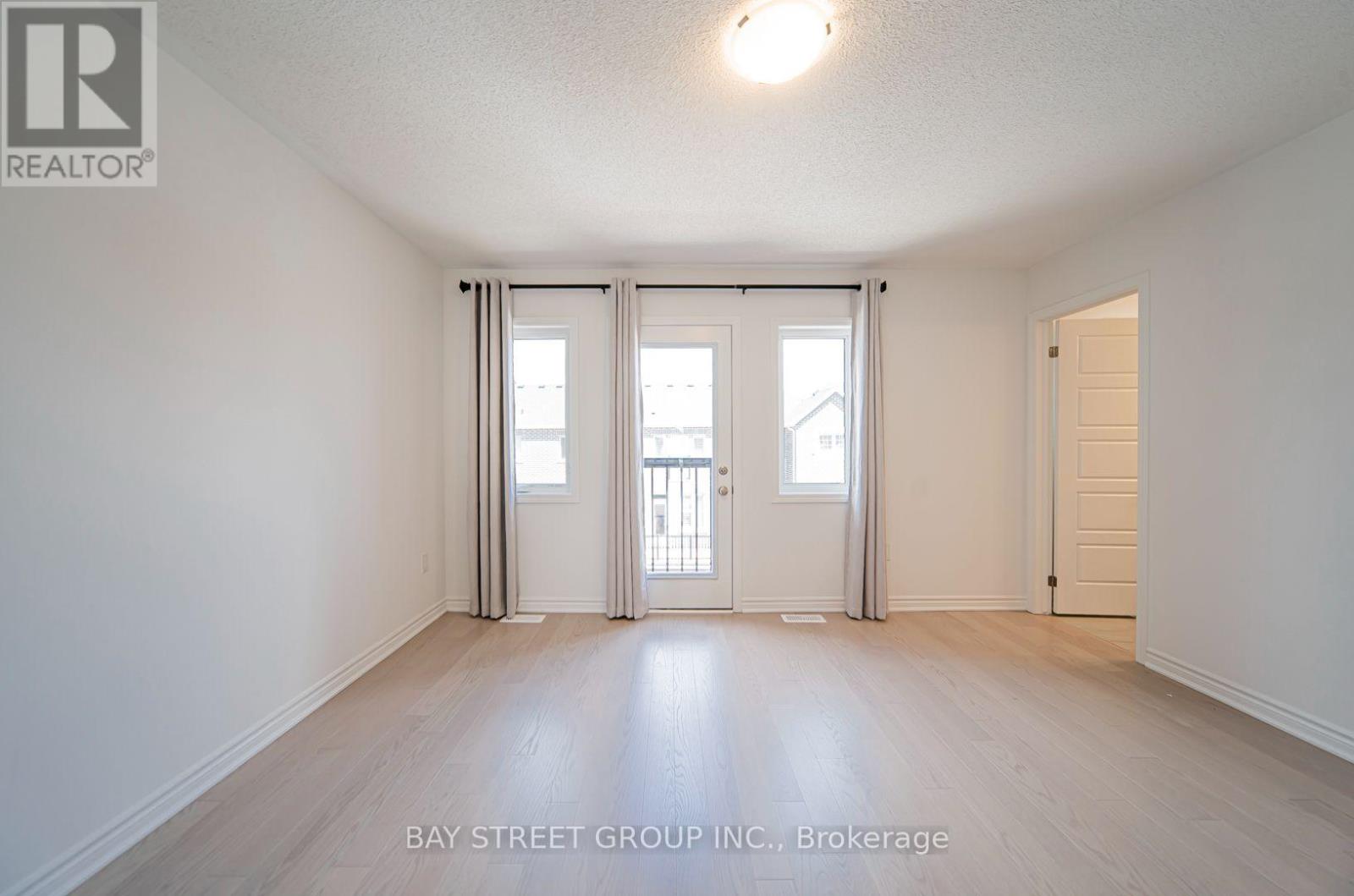 1403 William Halton Parkway, Oakville, Ontario  L6M 5N8 - Photo 21 - W13740412