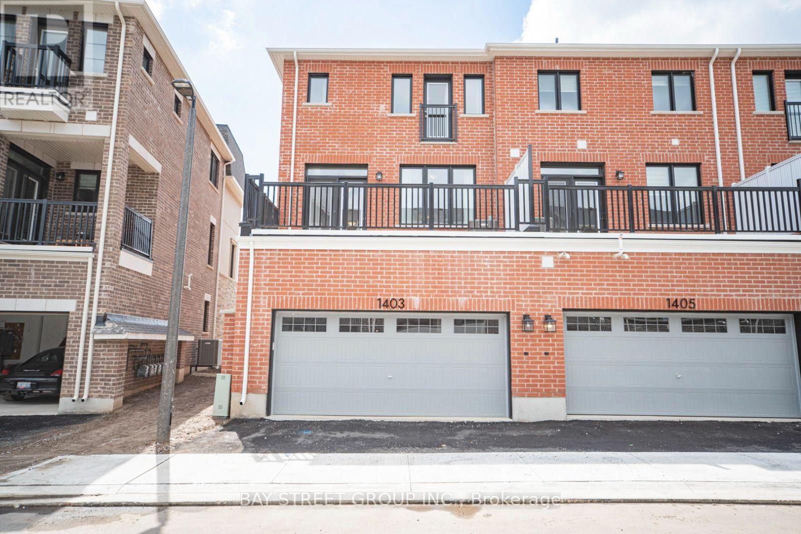 1403 William Halton Parkway, Oakville, Ontario  L6M 5N8 - Photo 4 - W13740412