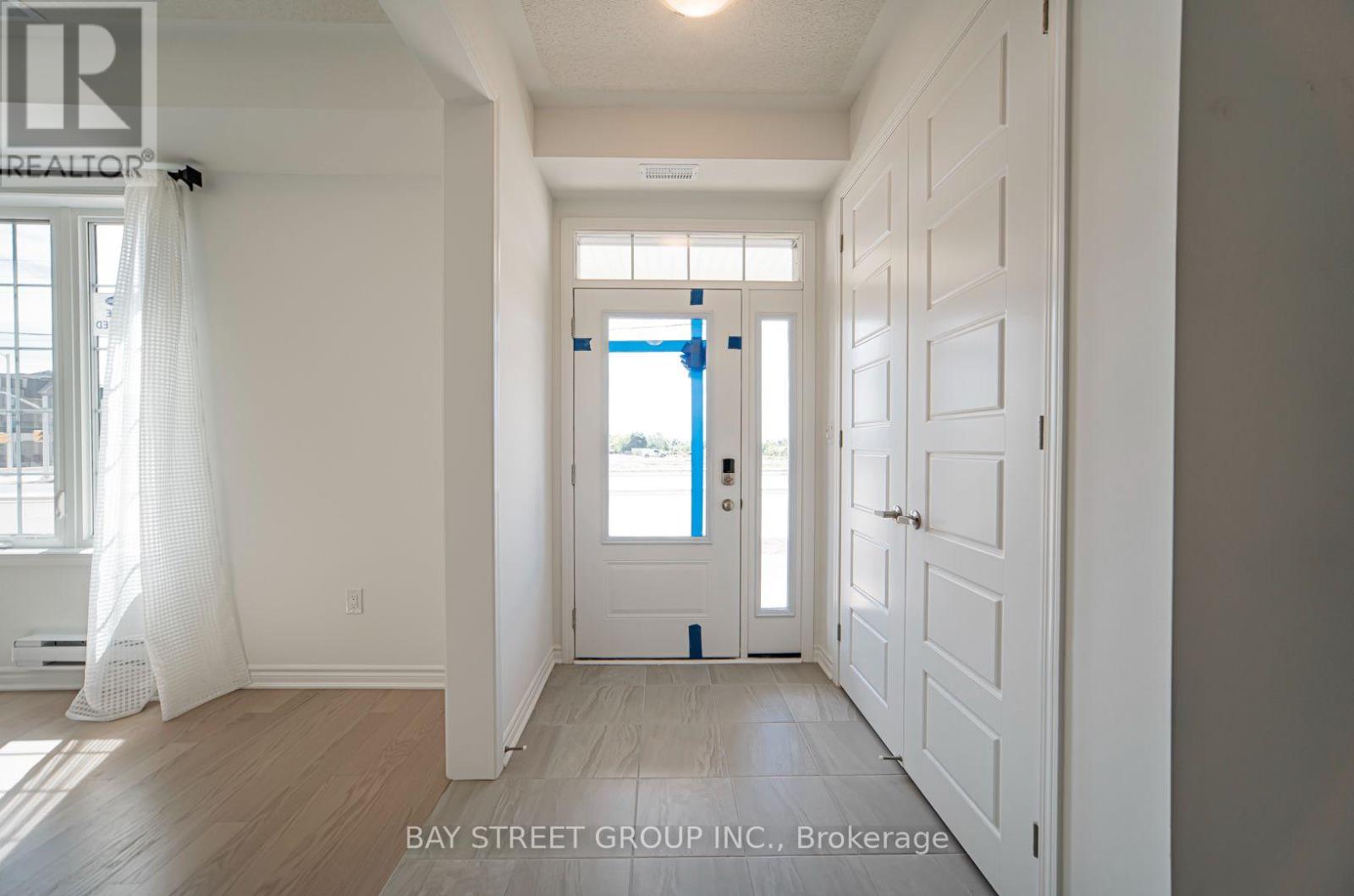 1403 William Halton Parkway, Oakville, Ontario  L6M 5N8 - Photo 5 - W13740412