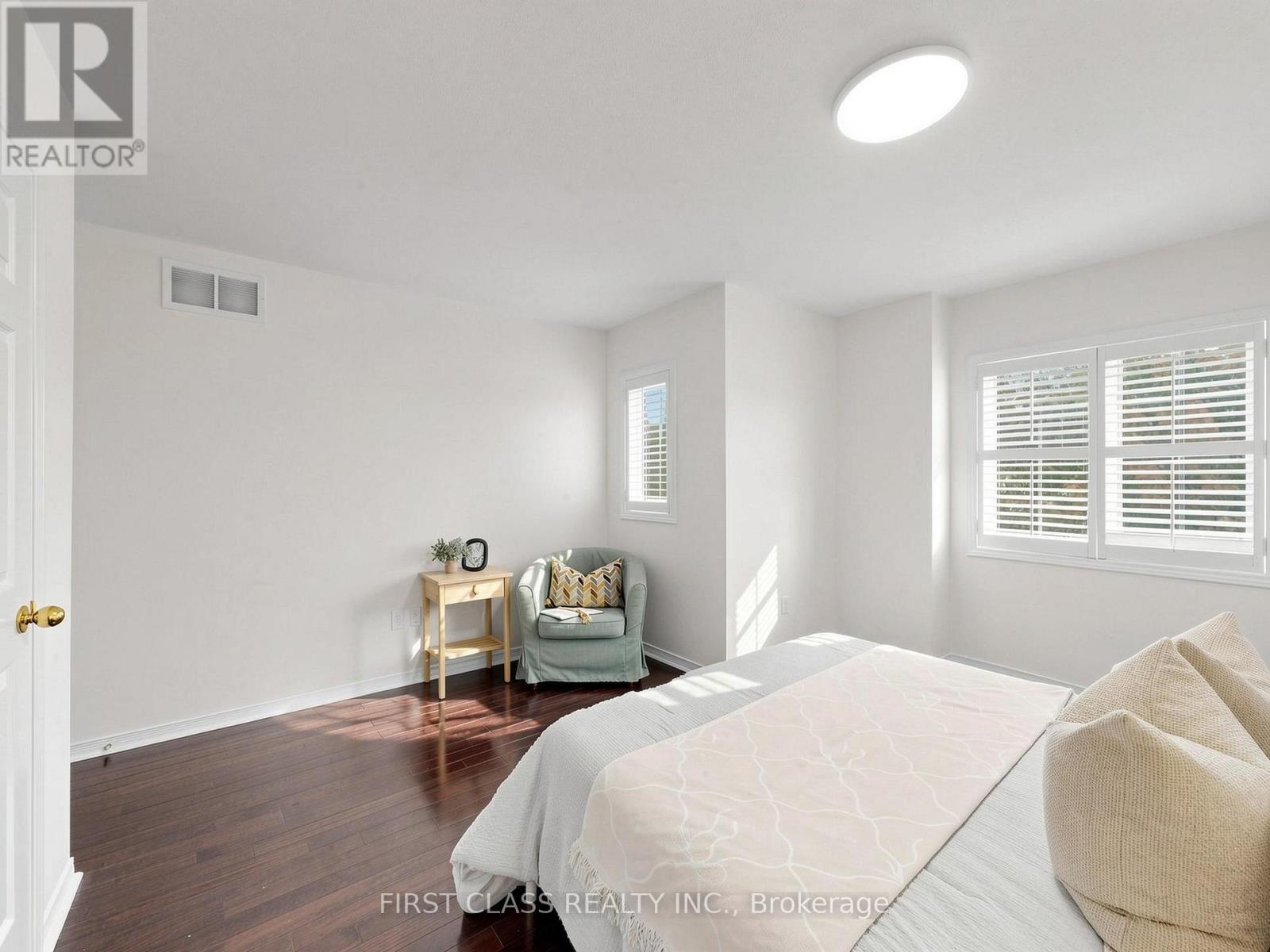9 Revelstoke Crescent, Richmond Hill, Ontario  L4B 4T4 - Photo 31 - N13738724