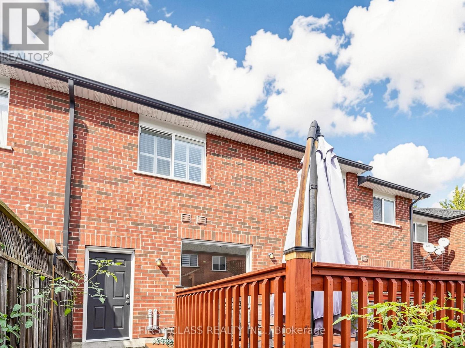 9 Revelstoke Crescent, Richmond Hill, Ontario  L4B 4T4 - Photo 42 - N13738724