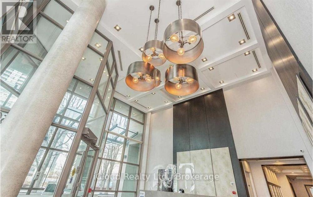807 - 3504 Hurontario Street, Mississauga, Ontario  L5B 0B9 - Photo 19 - W13737890