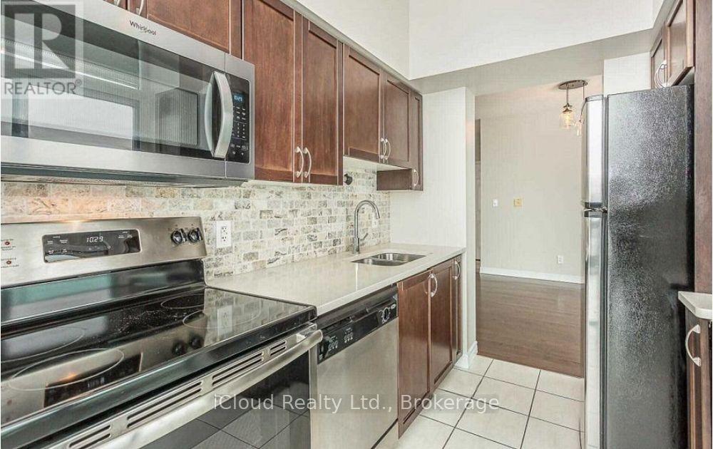 3008 - 208 Enfield Place, Mississauga, Ontario  L5B 0G8 - Photo 3 - W13738022