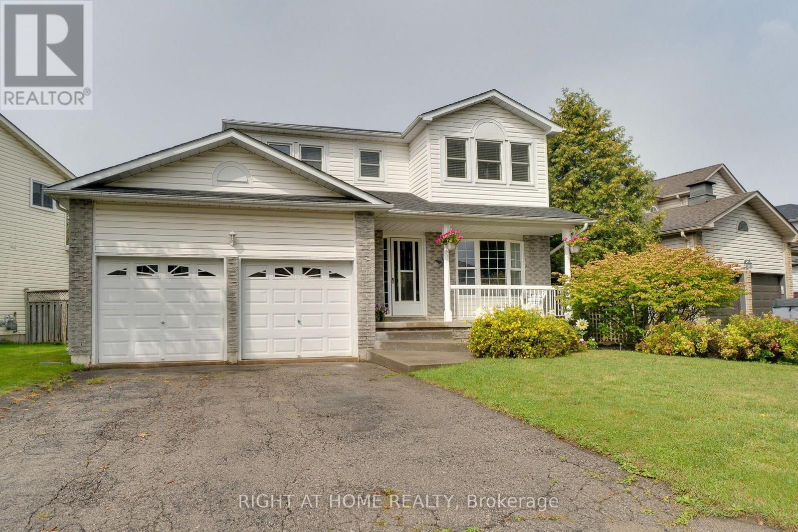 234 PHILIP COURT W, Centre Wellington, Ontario
