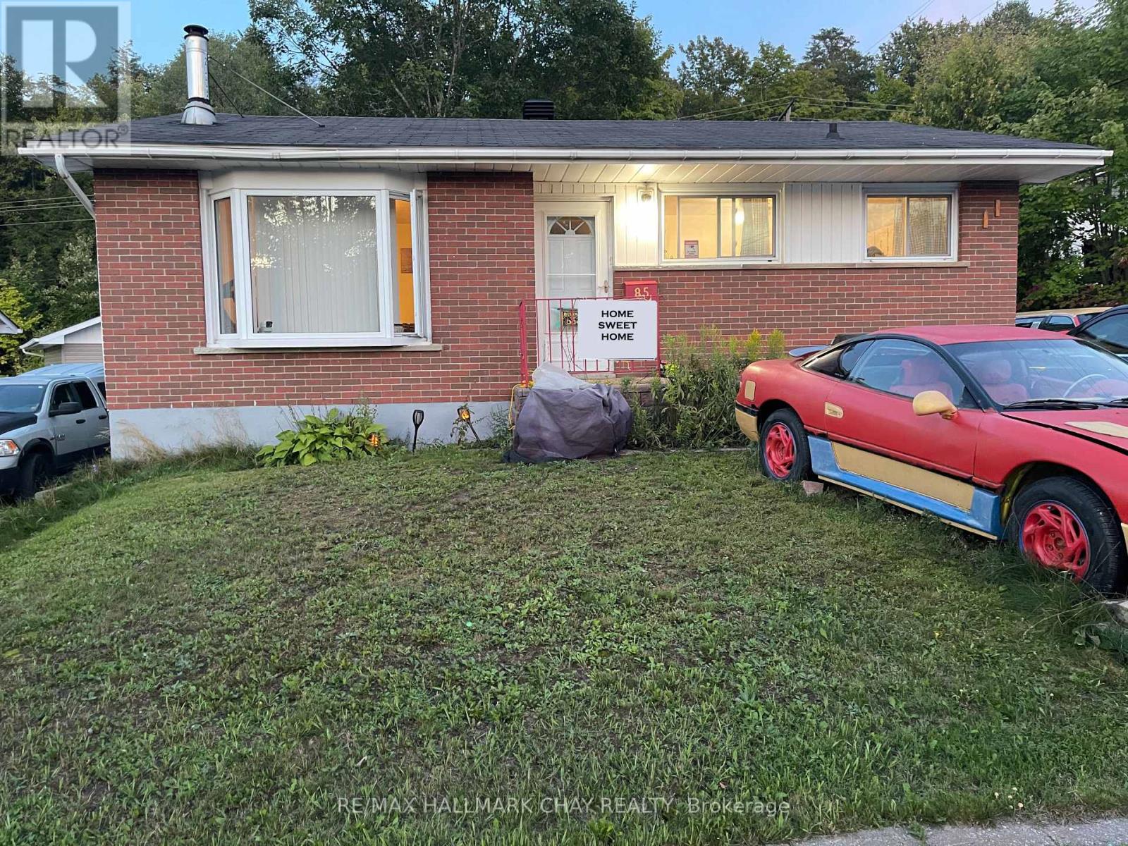 85 MISSISSAUGA AVENUE, Elliot Lake, Ontario