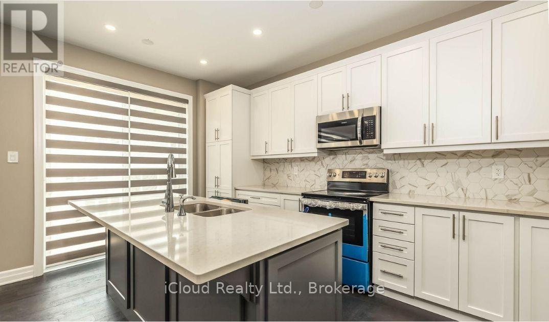 42 Milt Schmidt Street, Kitchener, Ontario  N2R 0T2 - Photo 4 - X13737806
