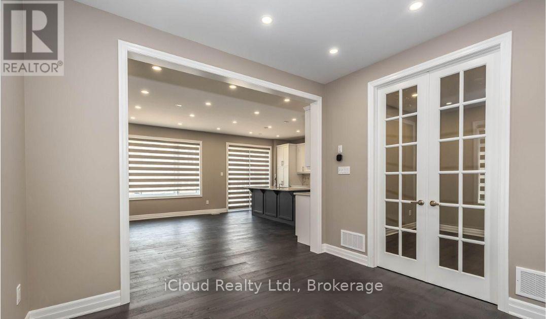 42 Milt Schmidt Street, Kitchener, Ontario  N2R 0T2 - Photo 7 - X13737806