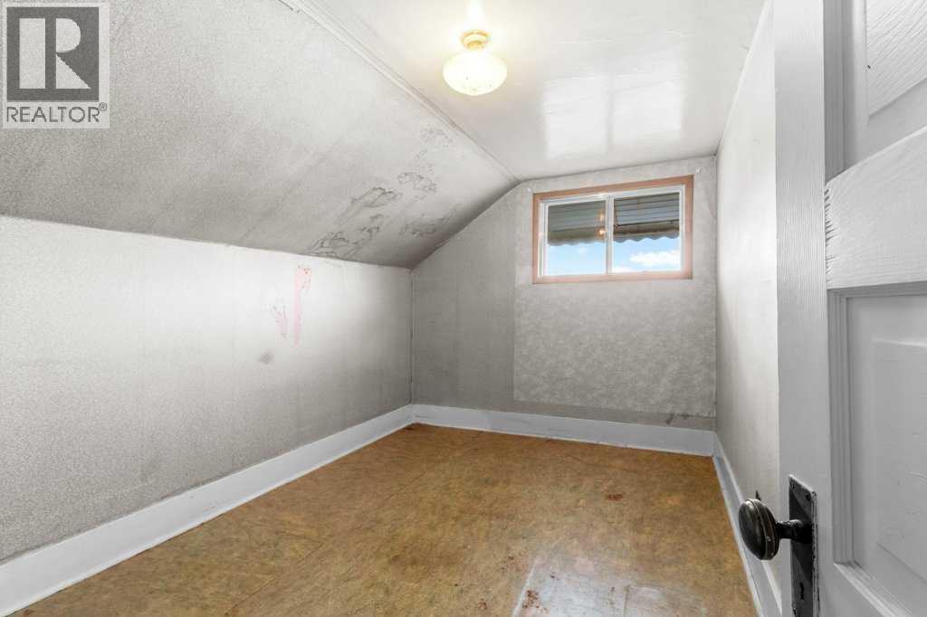 410 King Street, Elnora, Alberta  T0M 0Y0 - Photo 16 - A2341488