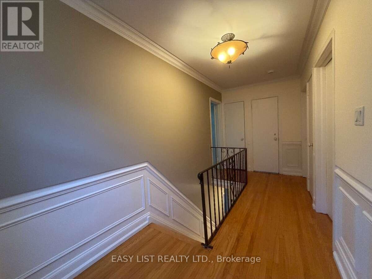 205 Ridley Boulevard, Toronto, Ontario  M5M 3M4 - Photo 27 - C13606346