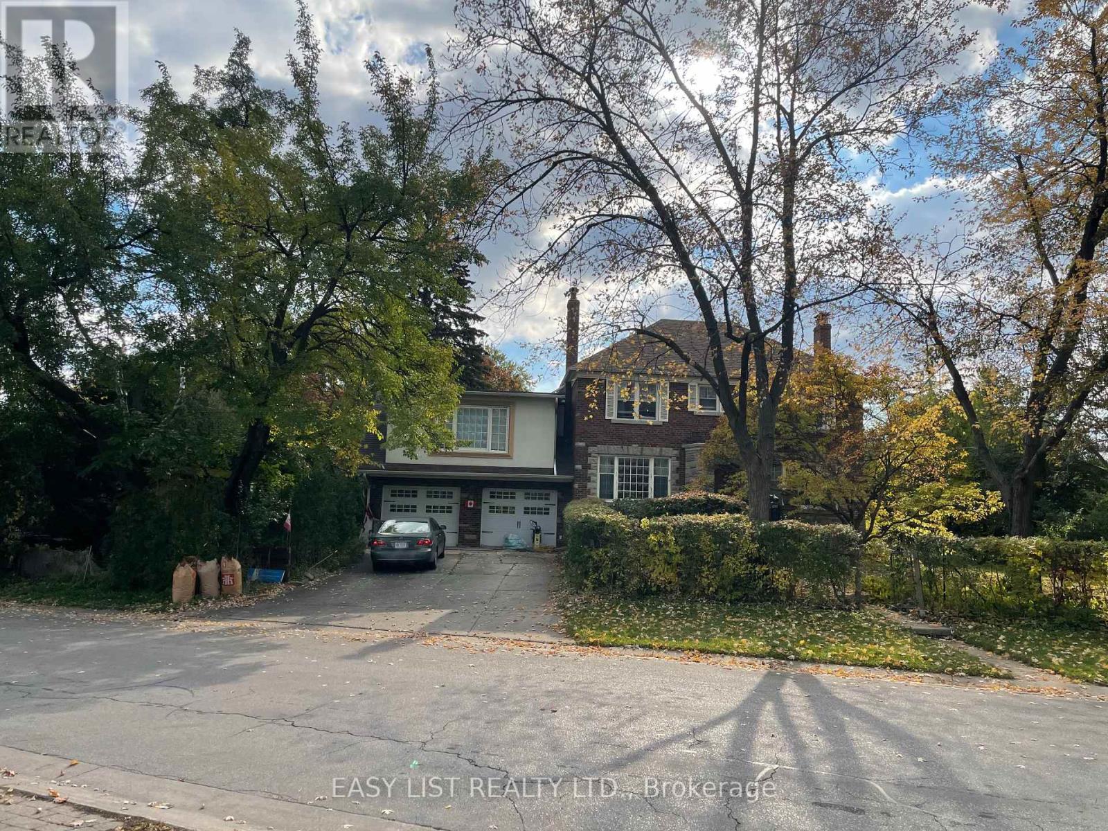 205 Ridley Boulevard, Toronto, Ontario  M5M 3M4 - Photo 6 - C13606346