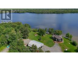 33 WHITE BEAR COURT, Temagami, Ontario