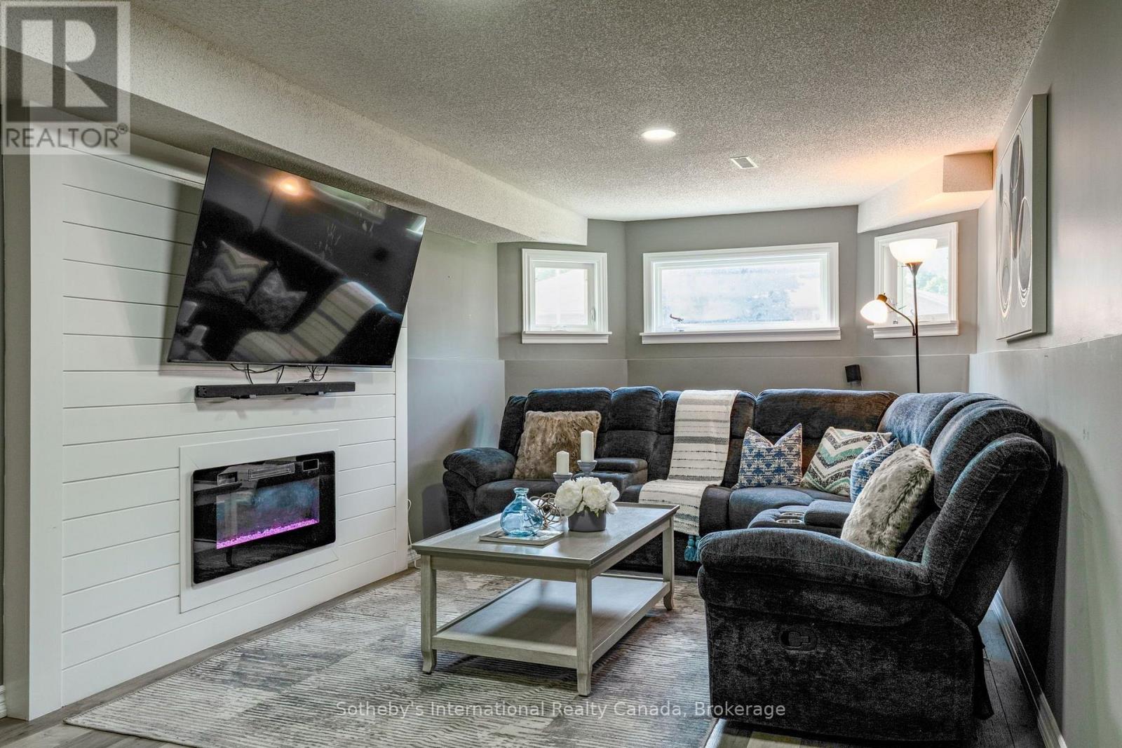 53 Royal Beech Drive, Wasaga Beach, Ontario  L9Z 1H3 - Photo 28 - S13740538