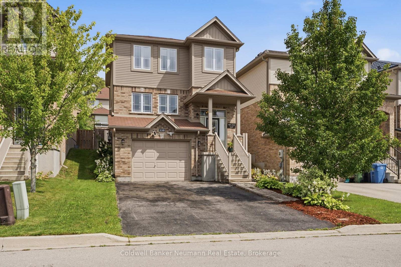 110 Oakes Crescent, Guelph (Grange Road), Ontario  N1E 0J5 - Photo 1 - X13740416