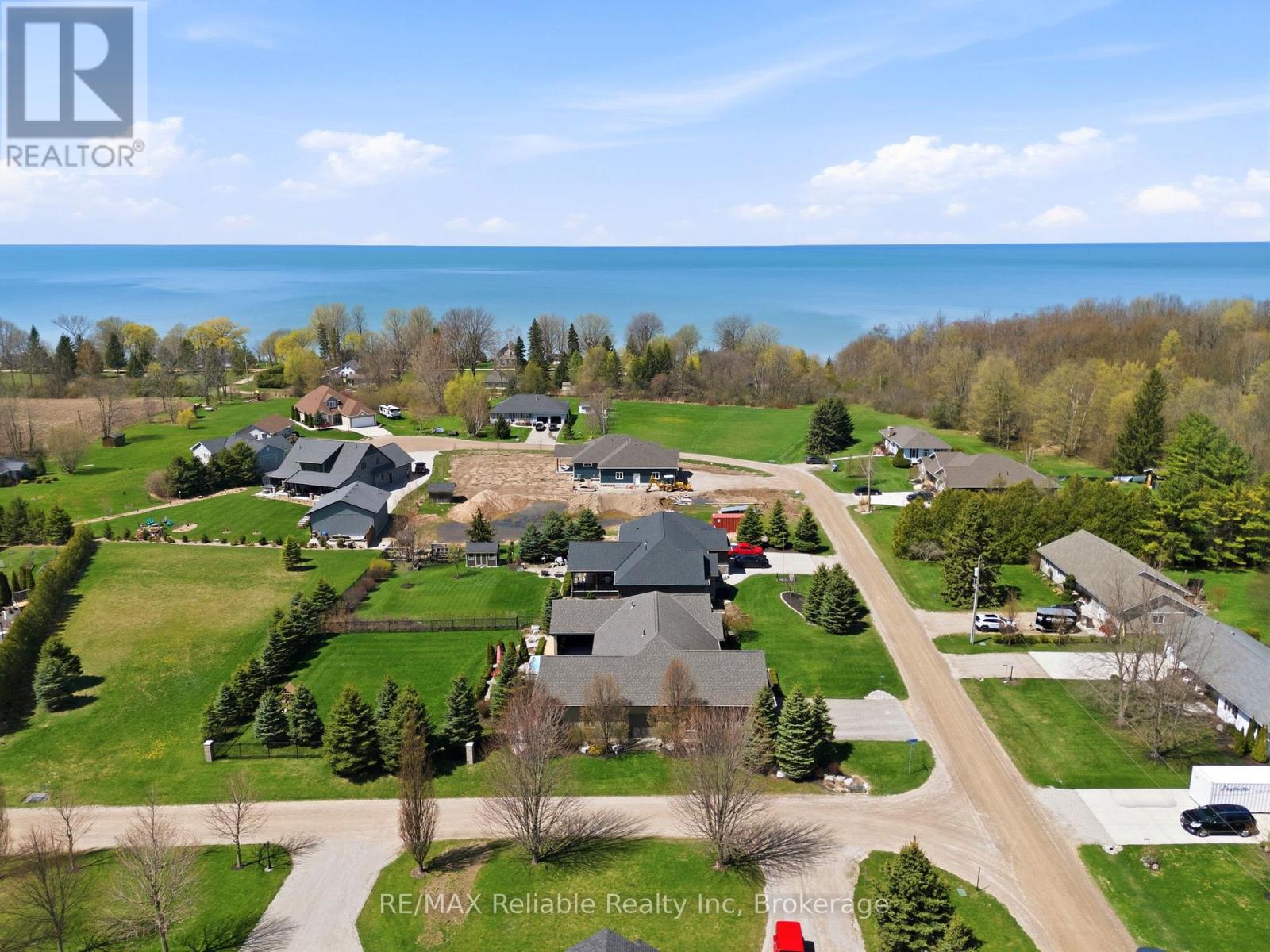 74764 Elm Crescent, Bluewater (Stanley), Ontario  N0M 1G0 - Photo 44 - X13740452