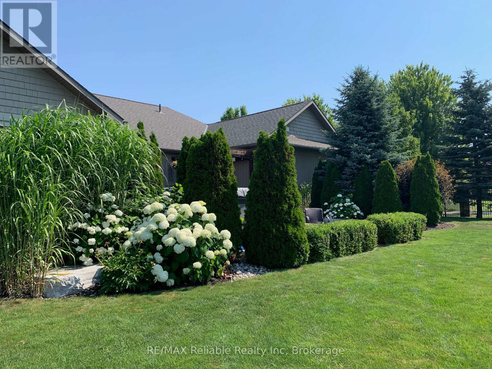 74764 Elm Crescent, Bluewater (Stanley), Ontario  N0M 1G0 - Photo 9 - X13740452