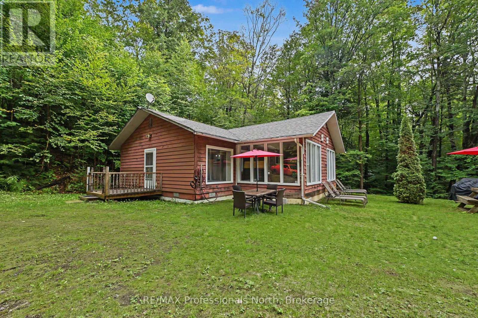 1363 Ross Lake Road, Dysart Et Al (Harburn), Ontario  K0M 1S0 - Photo 1 - X13740470