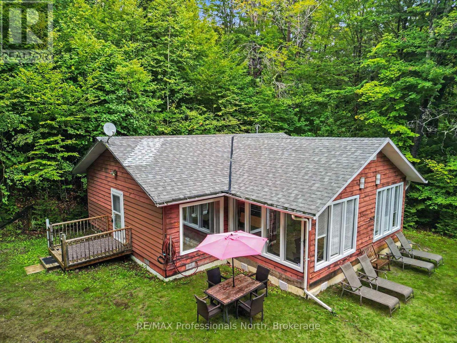 1363 Ross Lake Road, Dysart Et Al (Harburn), Ontario  K0M 1S0 - Photo 2 - X13740470