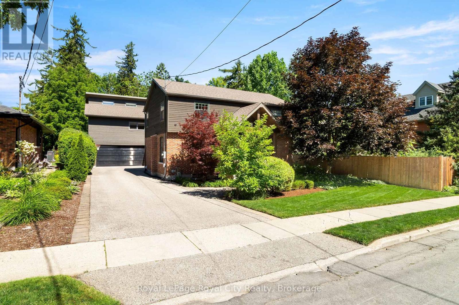 48 Campion Avenue, Guelph (Exhibition Park), Ontario  N1H 5L6 - Photo 2 - X13740528
