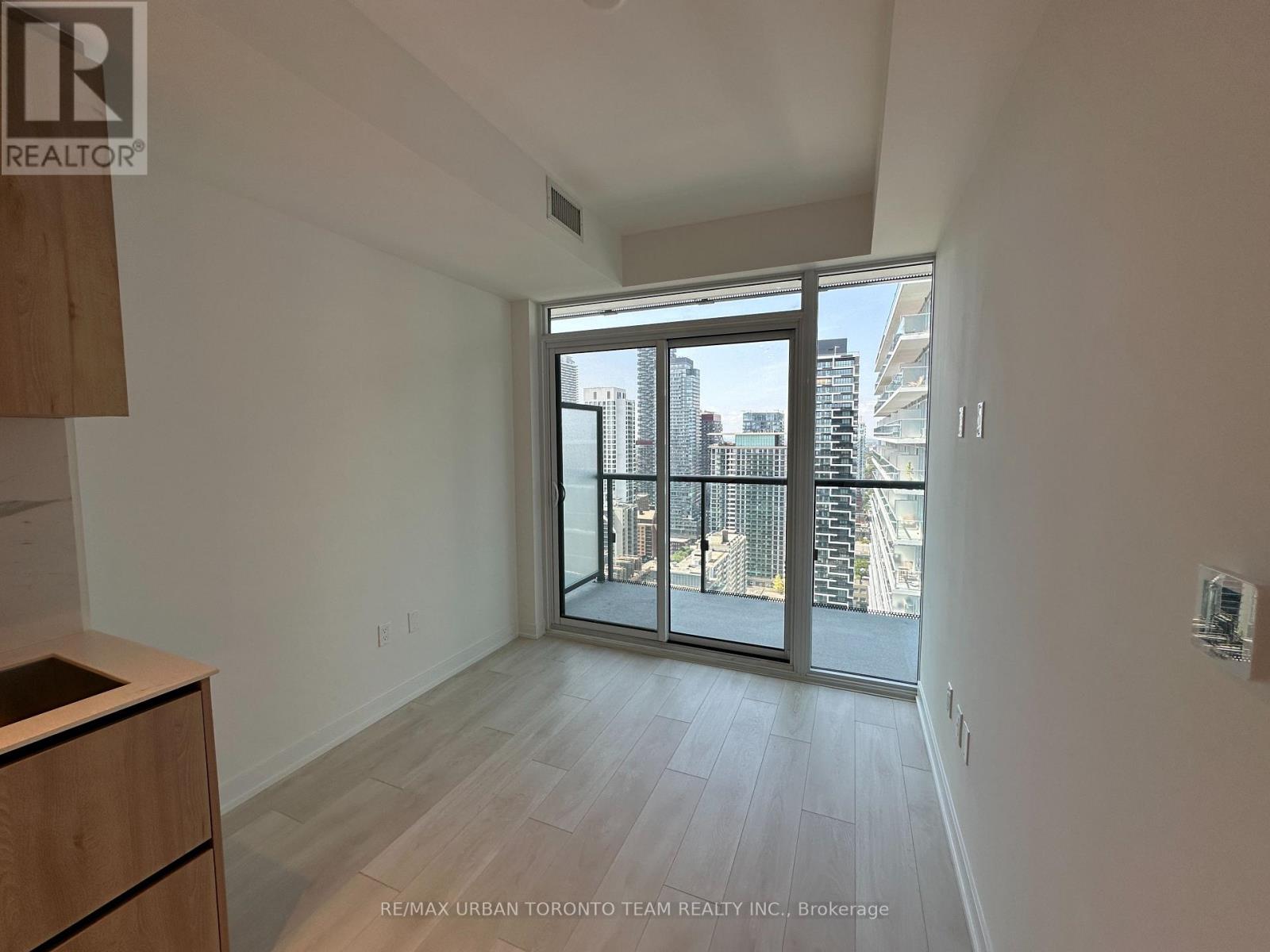 3304 - 127 Broadway Avenue, Toronto, Ontario  M4P 1V4 - Photo 6 - C13740478