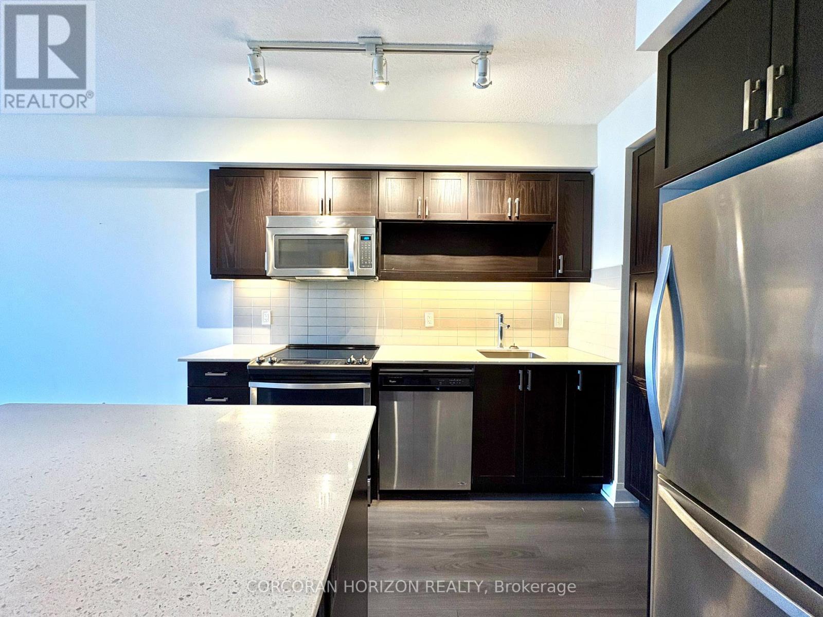 604 - 18 Graydon Hall Drive, Toronto, Ontario  M3A 2Z9 - Photo 5 - C13740496