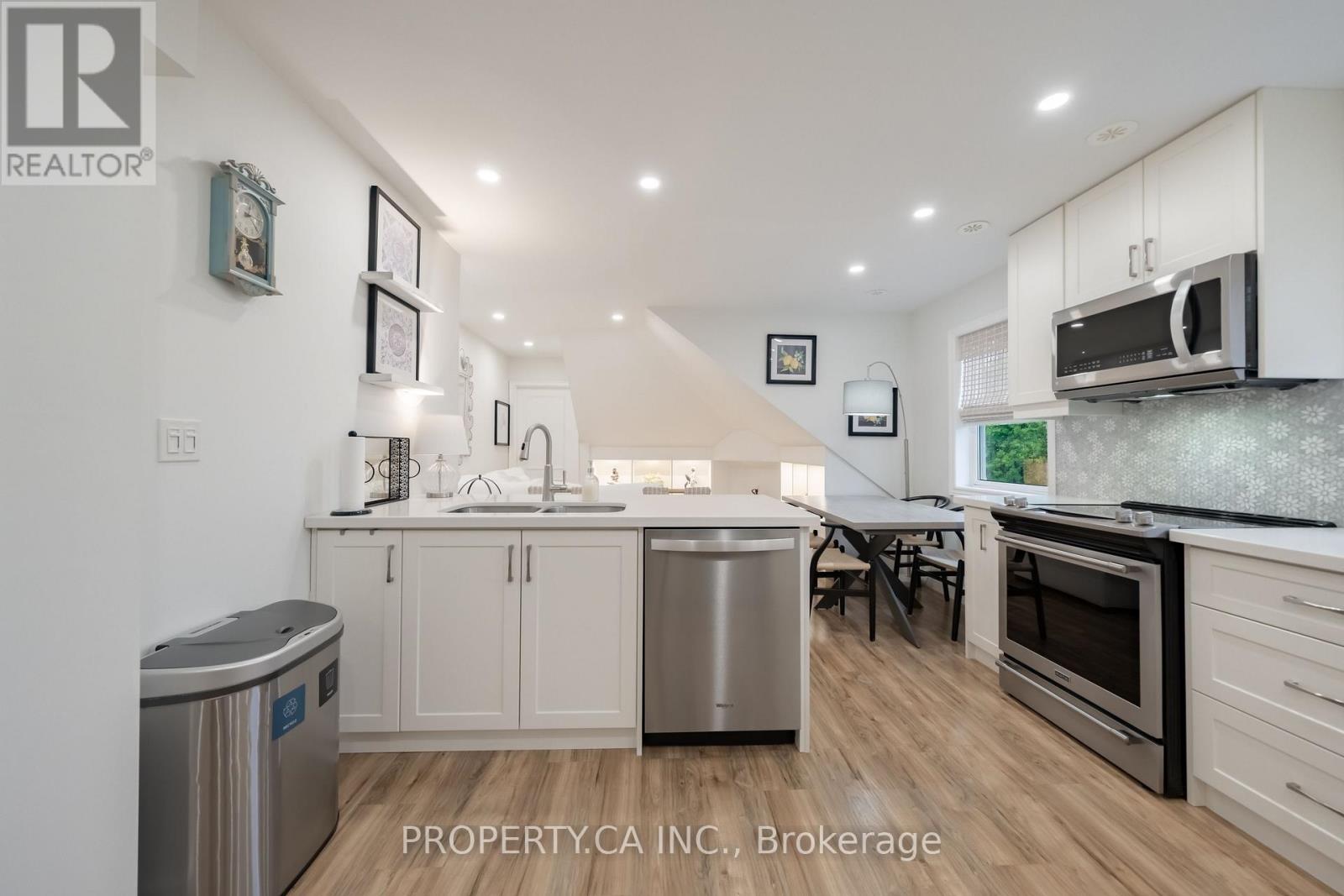8 - 963 Avenue Road, Toronto, Ontario  M5P 2K9 - Photo 33 - C13740510