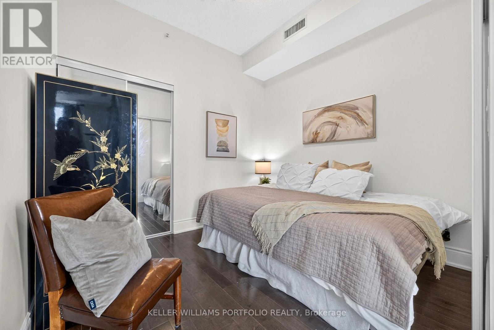 802 - 23 Glebe Road W, Toronto, Ontario  M5P 0A1 - Photo 10 - C13740550
