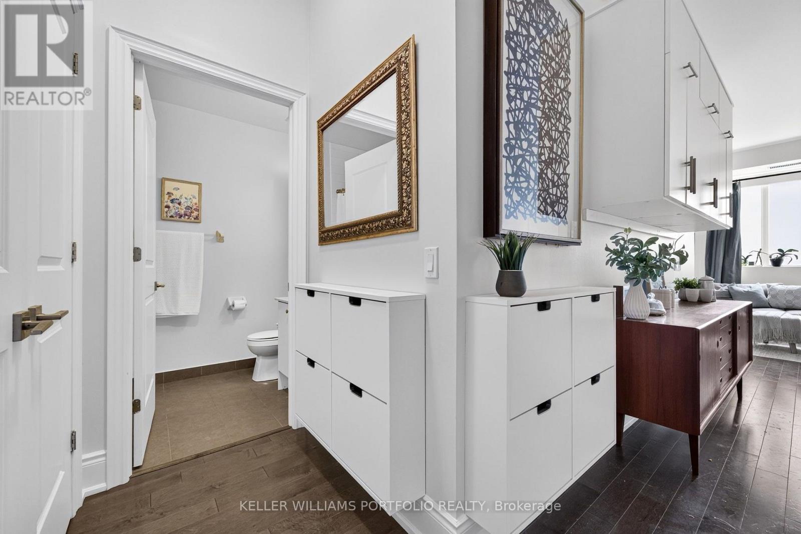 802 - 23 Glebe Road W, Toronto, Ontario  M5P 0A1 - Photo 12 - C13740550