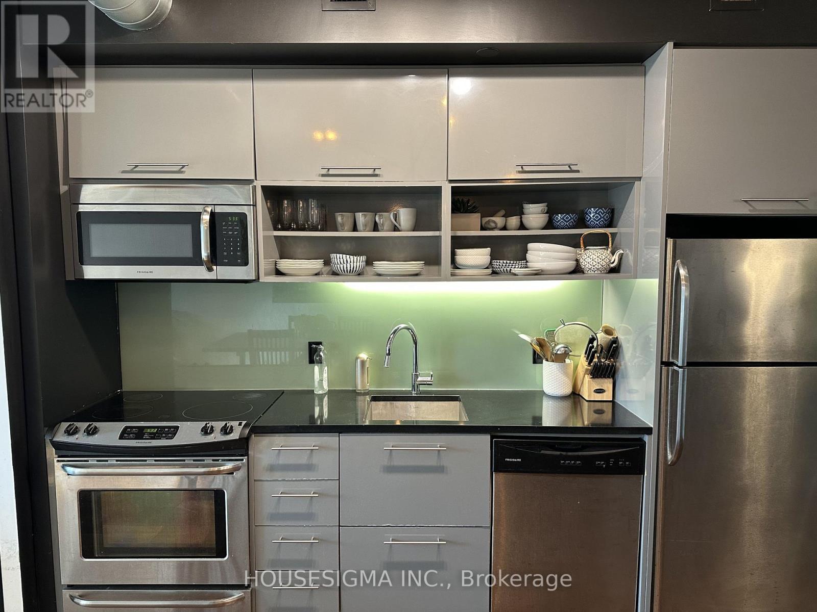 415 - 51 Trolley Crescent, Toronto, Ontario  M5A 0E9 - Photo 11 - C13740570