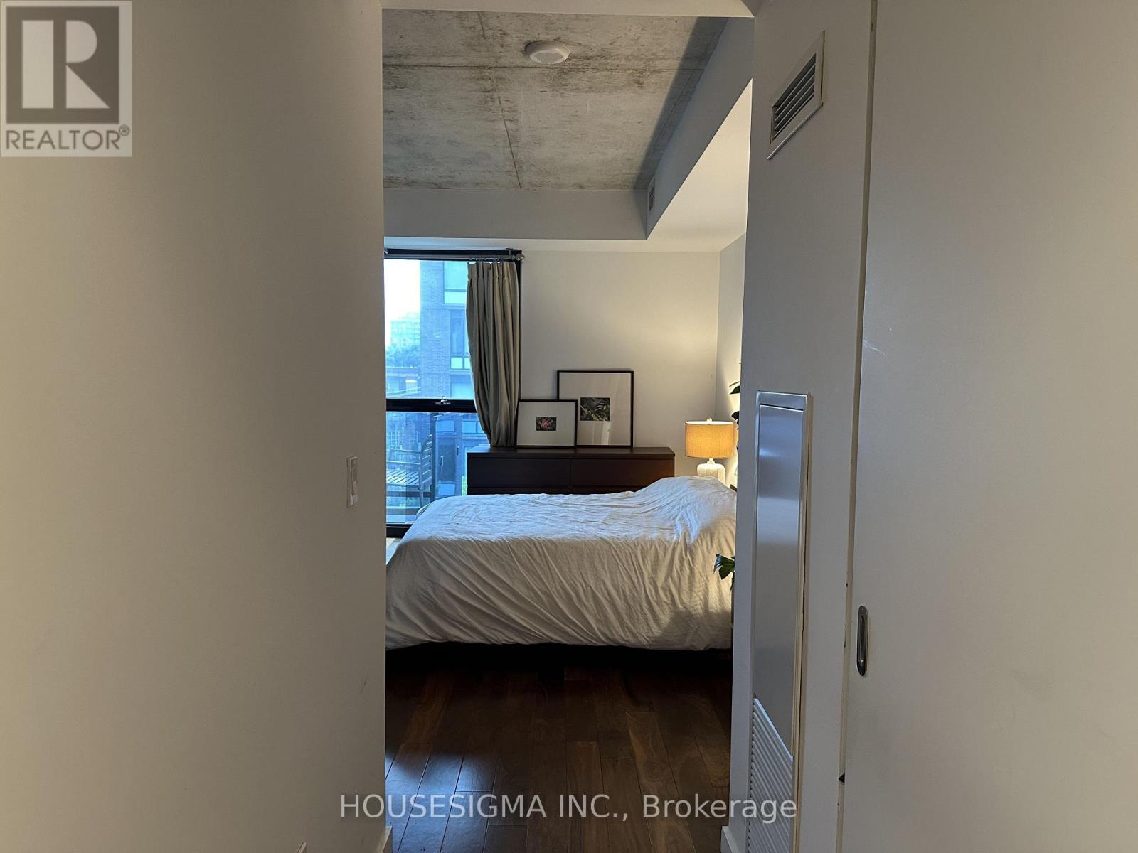 415 - 51 Trolley Crescent, Toronto, Ontario  M5A 0E9 - Photo 15 - C13740570