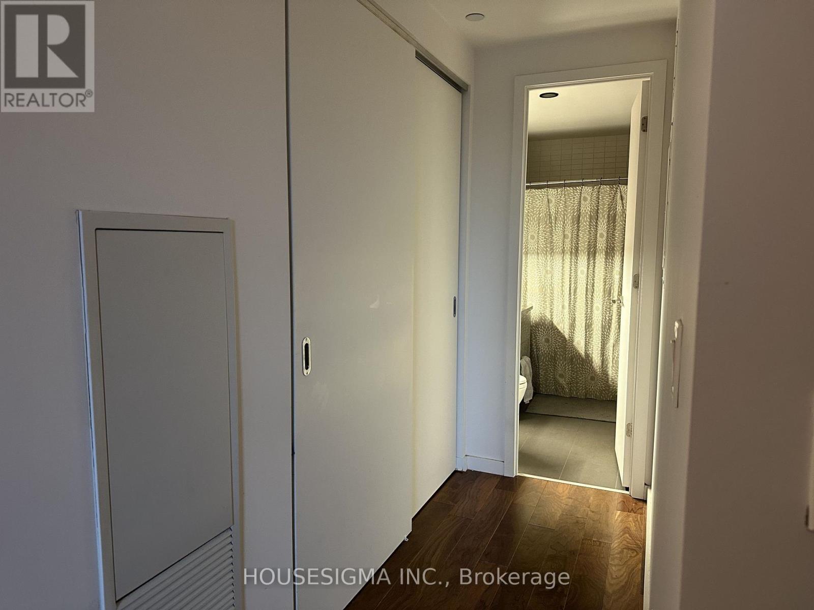 415 - 51 Trolley Crescent, Toronto, Ontario  M5A 0E9 - Photo 21 - C13740570