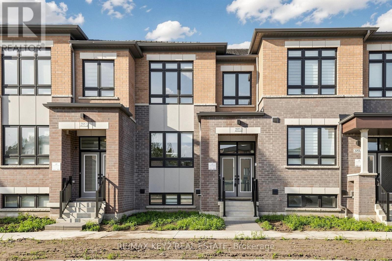 2955 STARLIGHT DRIVE, Pickering, Ontario