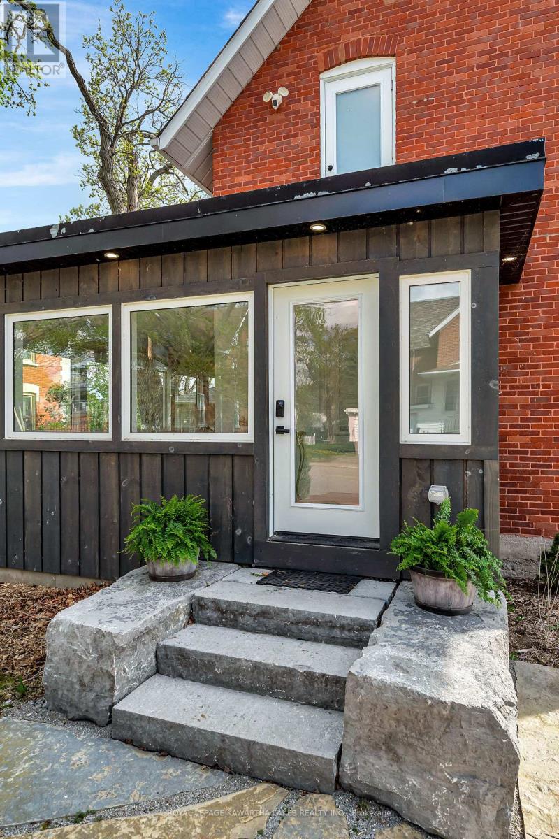 45 Oak Street, Kawartha Lakes, Ontario  K0M 1N0 - Photo 4 - X13740490