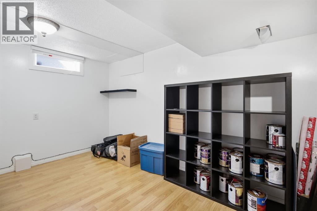 36 Berkley Place Nw, Calgary, Alberta  T3K 1A7 - Photo 34 - A2341533
