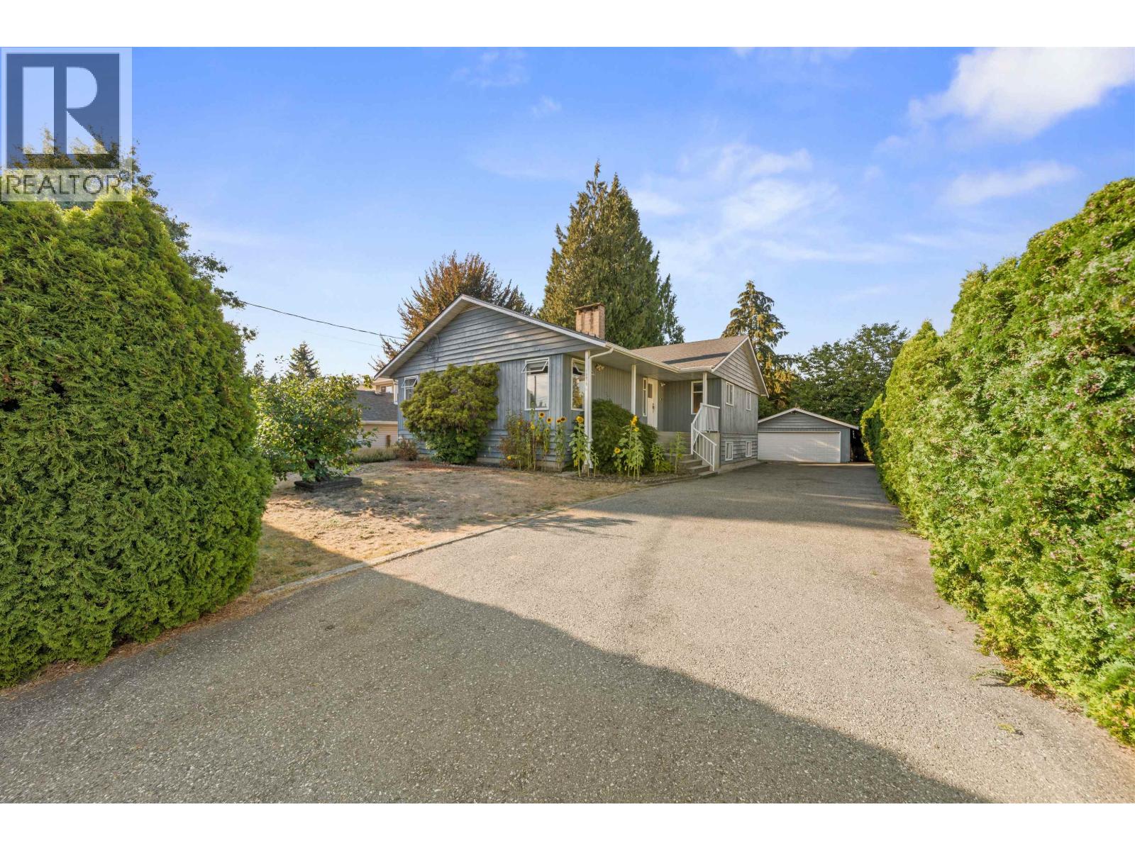 19475 116b Avenue, Pitt Meadows, British Columbia  V3Y 1G1 - Photo 3 - R3161185