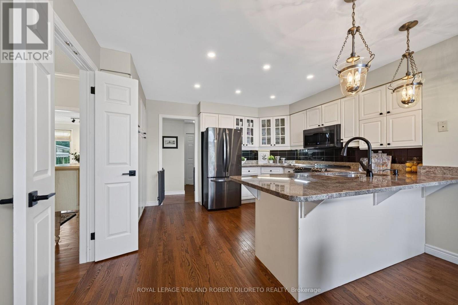 19 Woodland Drive, Middlesex Centre, Ontario  N0L 1R0 - Photo 17 - X13740472