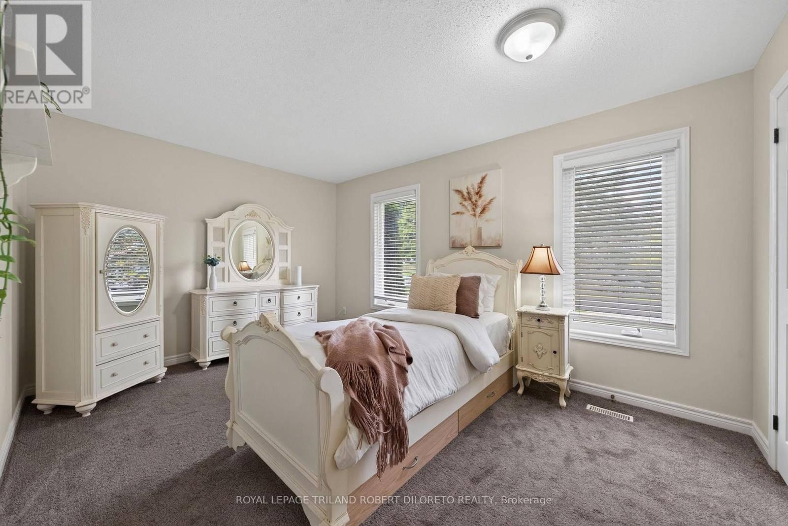 19 Woodland Drive, Middlesex Centre, Ontario  N0L 1R0 - Photo 27 - X13740472