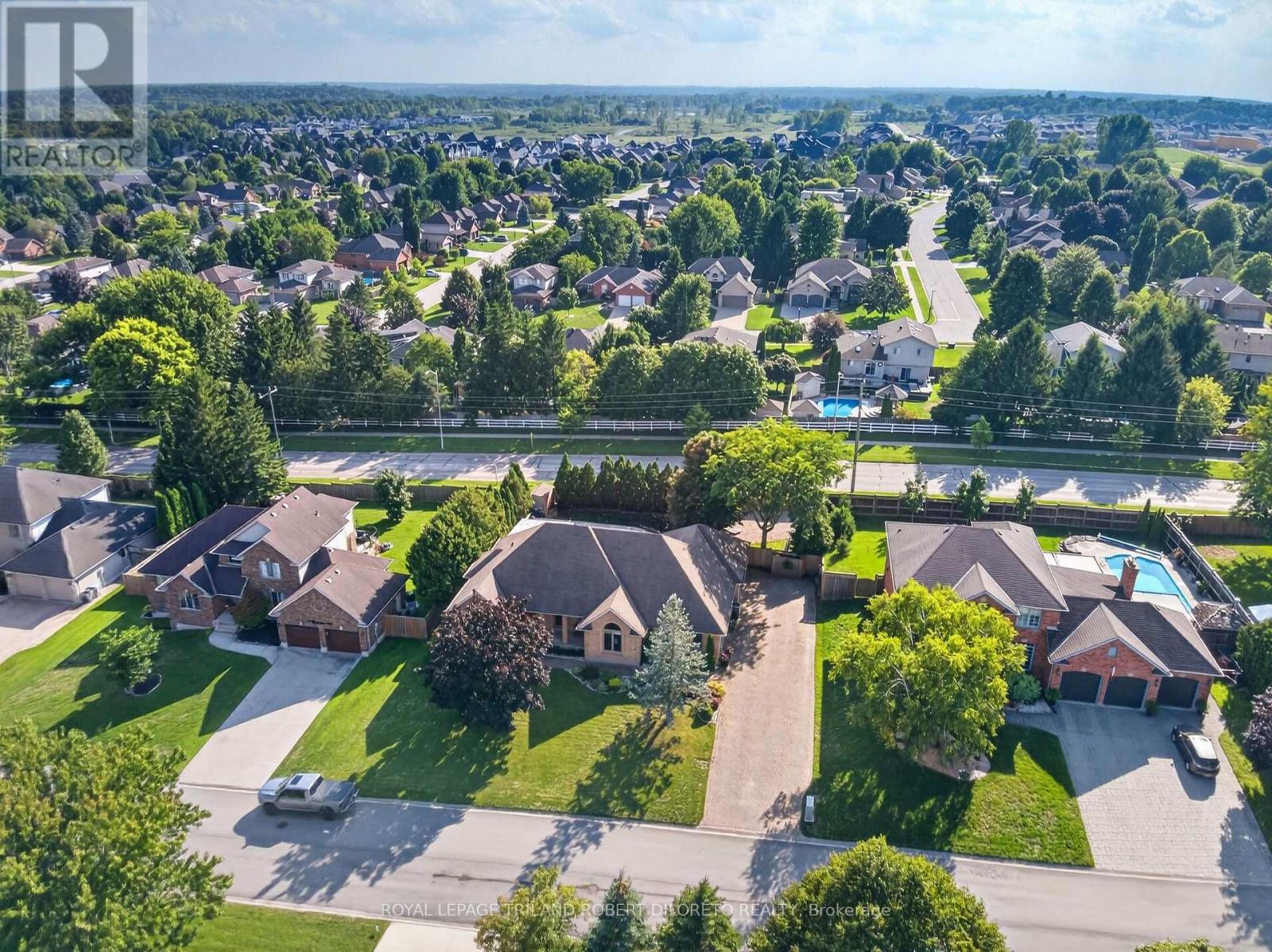 19 Woodland Drive, Middlesex Centre, Ontario  N0L 1R0 - Photo 35 - X13740472