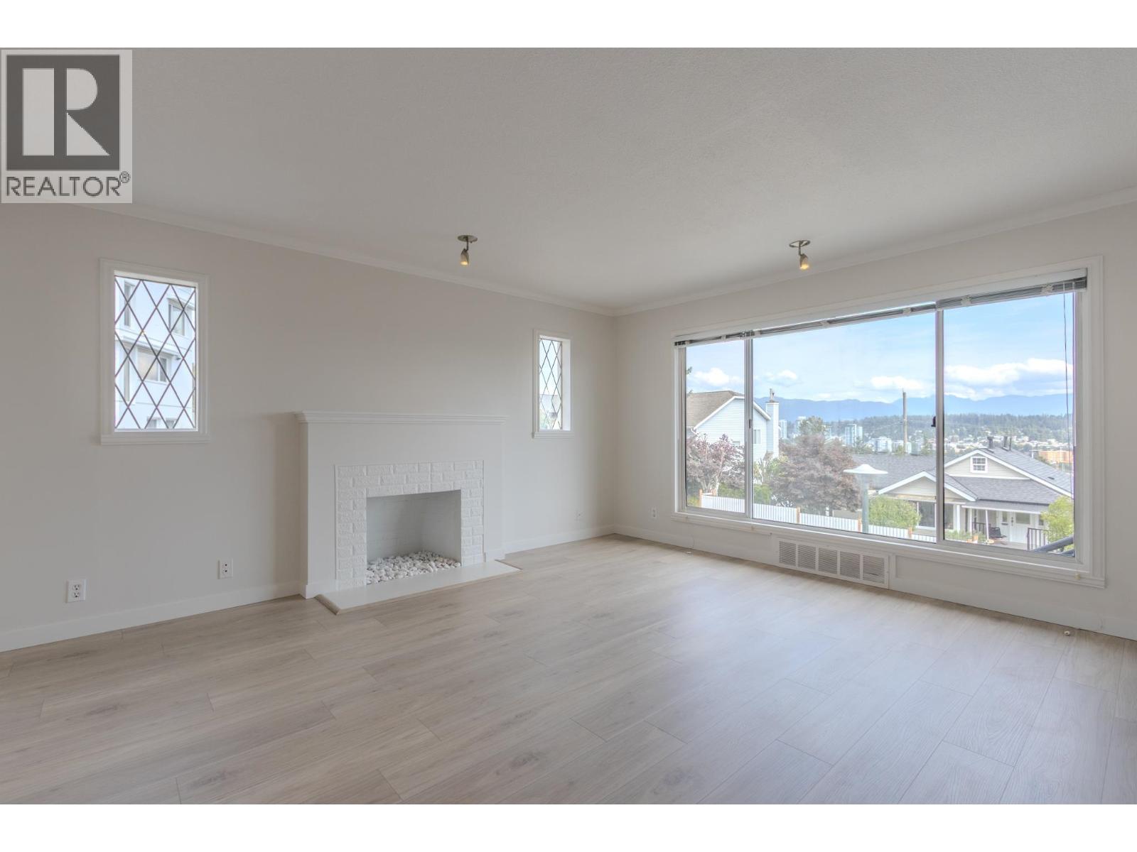 844 Burnaby Street, New Westminster, British Columbia  V3L 4V9 - Photo 12 - R3161198