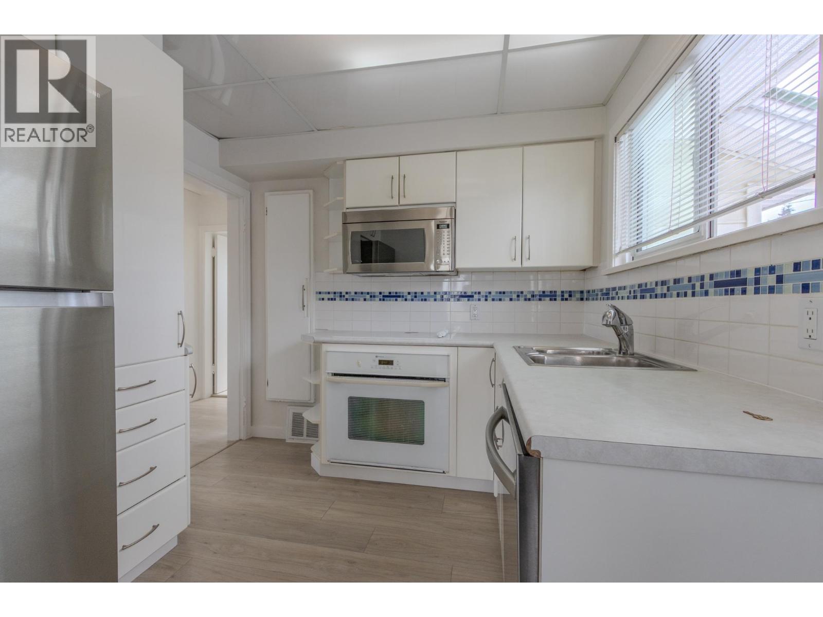 844 Burnaby Street, New Westminster, British Columbia  V3L 4V9 - Photo 4 - R3161198