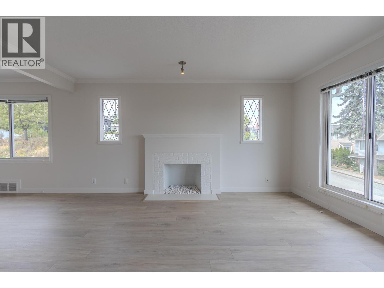 844 Burnaby Street, New Westminster, British Columbia  V3L 4V9 - Photo 6 - R3161198