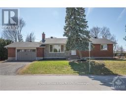 2 INDIAN ROAD, Ottawa, Ontario