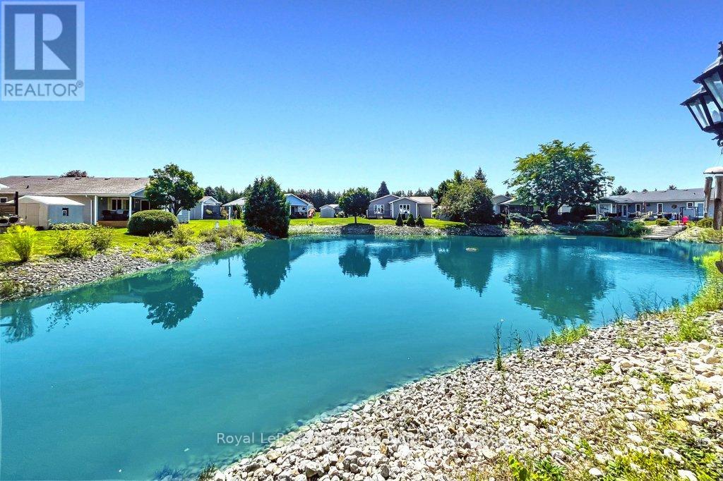 16 Atlantic Avenue, Wasaga Beach, Ontario  L9Z 3A8 - Photo 3 - S13650058