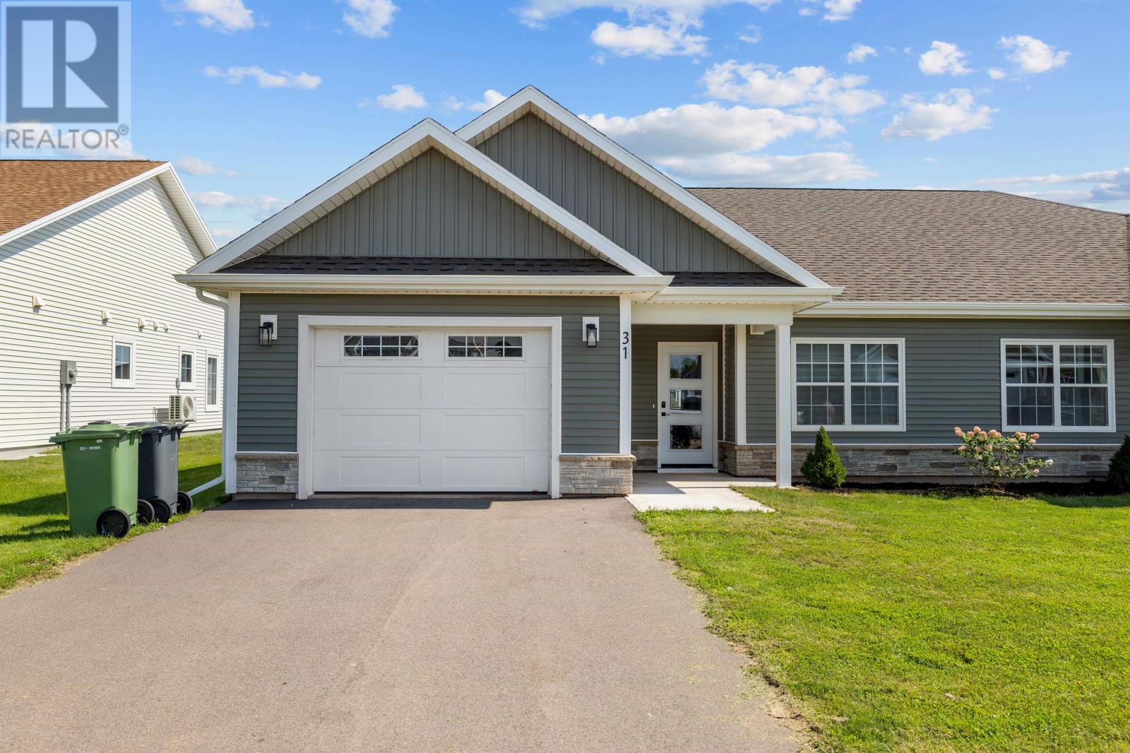 31 Starlite Street, Summerside, Prince Edward Island  C1N 0N7 - Photo 1 - 202622299