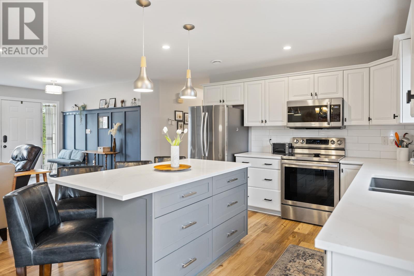 58 Rosebank Road, Stratford, Prince Edward Island C1B 1G2 - Photo 11 - 202622301