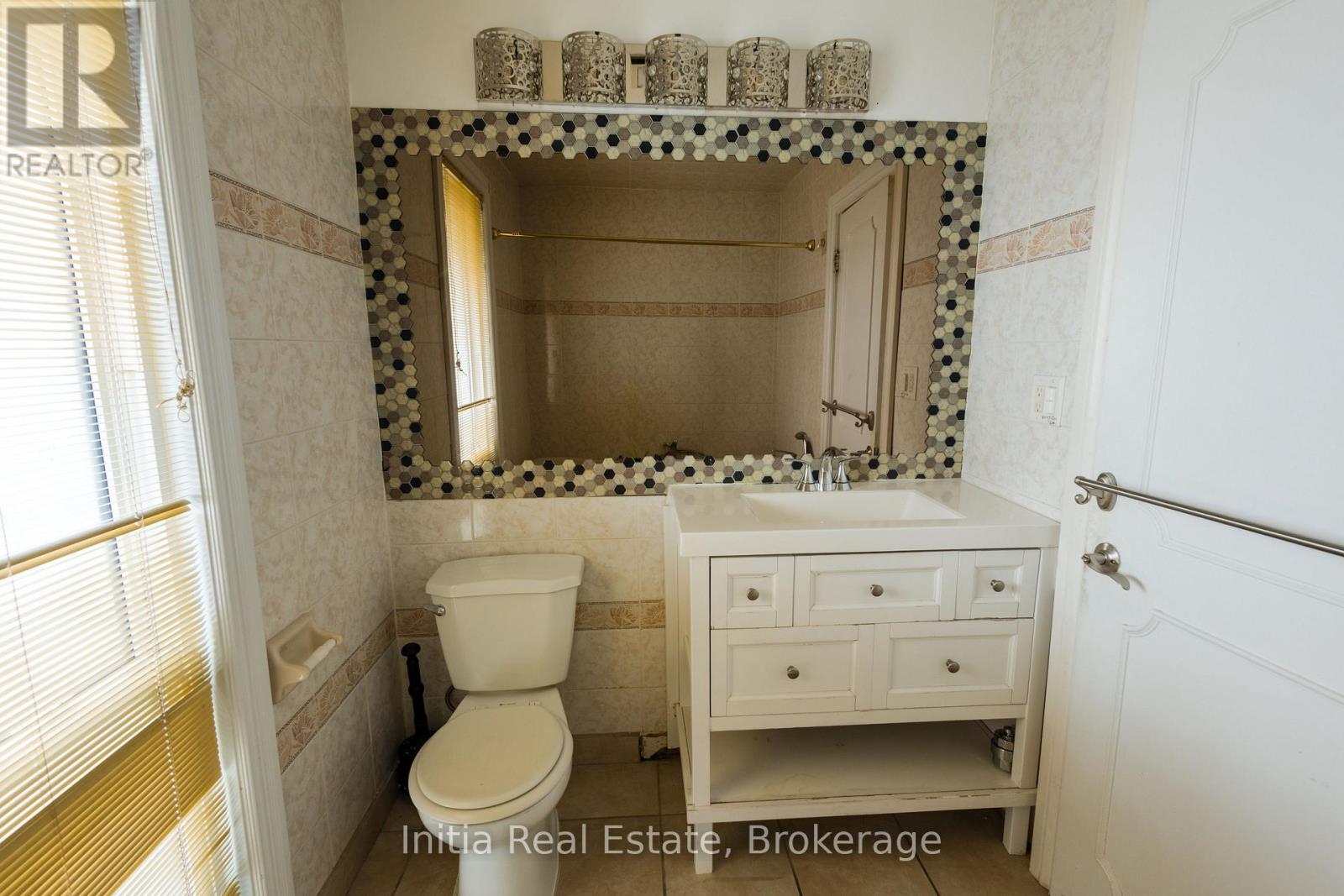 3400 St Patrick's Drive, Windsor, Ontario  N9E 3H4 - Photo 20 - X13740596