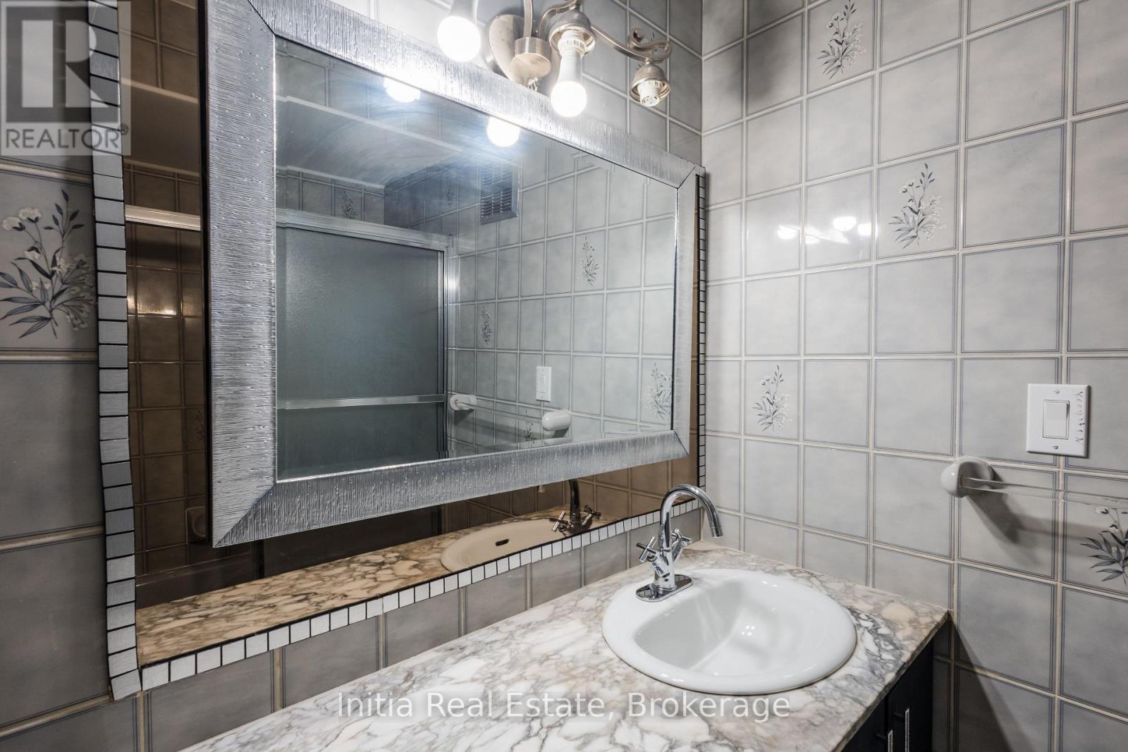 3400 St Patrick's Drive, Windsor, Ontario  N9E 3H4 - Photo 25 - X13740596