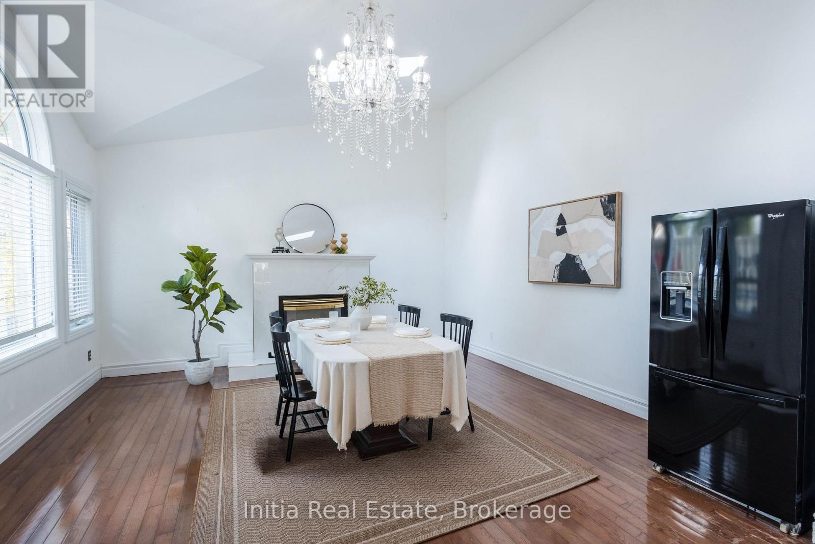 3400 St Patrick's Drive, Windsor, Ontario  N9E 3H4 - Photo 3 - X13740596